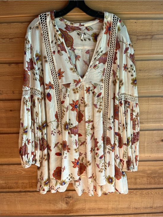 Free People Dresses & Skirts - FREE PROPLE - Just The Two of Us Cream Floral Babydoll Mini Dress